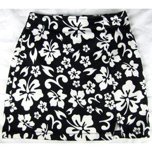 SALE! Floral Black White Short Mini Skirt